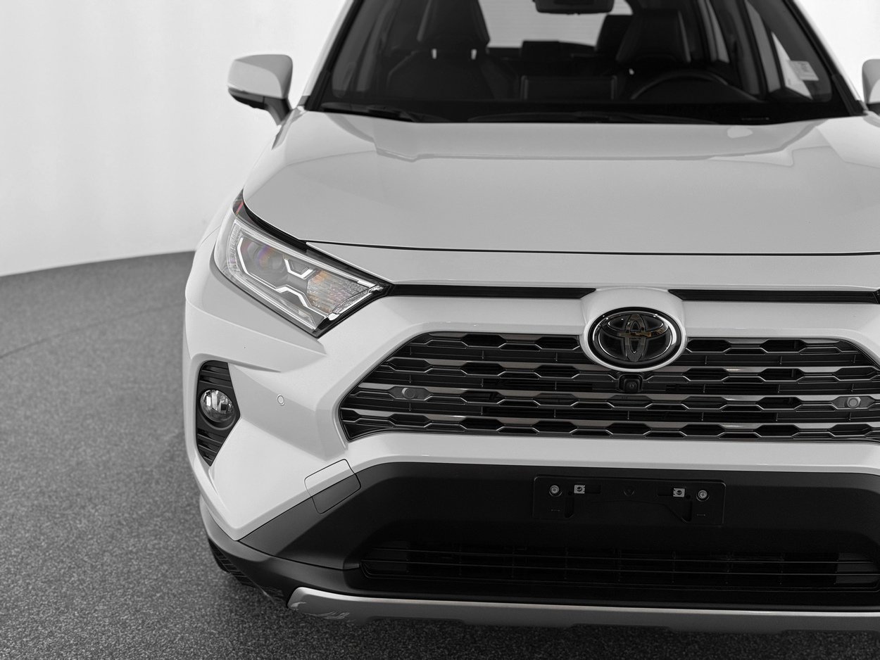 Used 2020 Toyota RAV4 Limited image 49