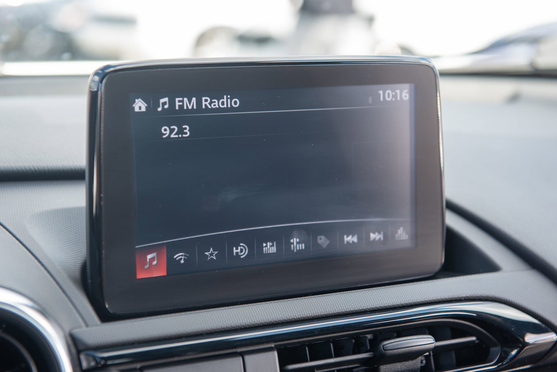 Used 2018 MAZDA MX-5 Miata RF Grand Touring image 45