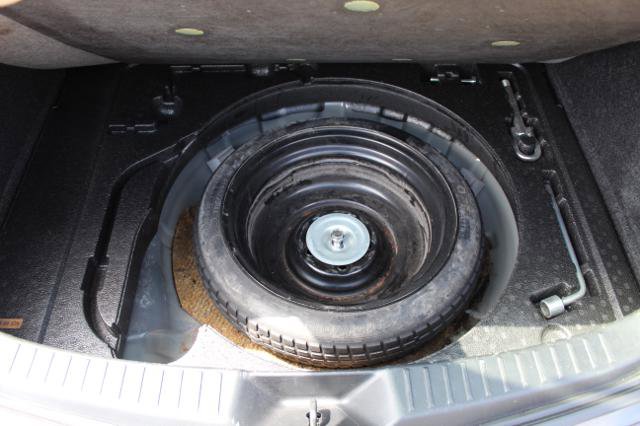 Used 2013 MAZDA MAZDA3 i Touring FWD image 17