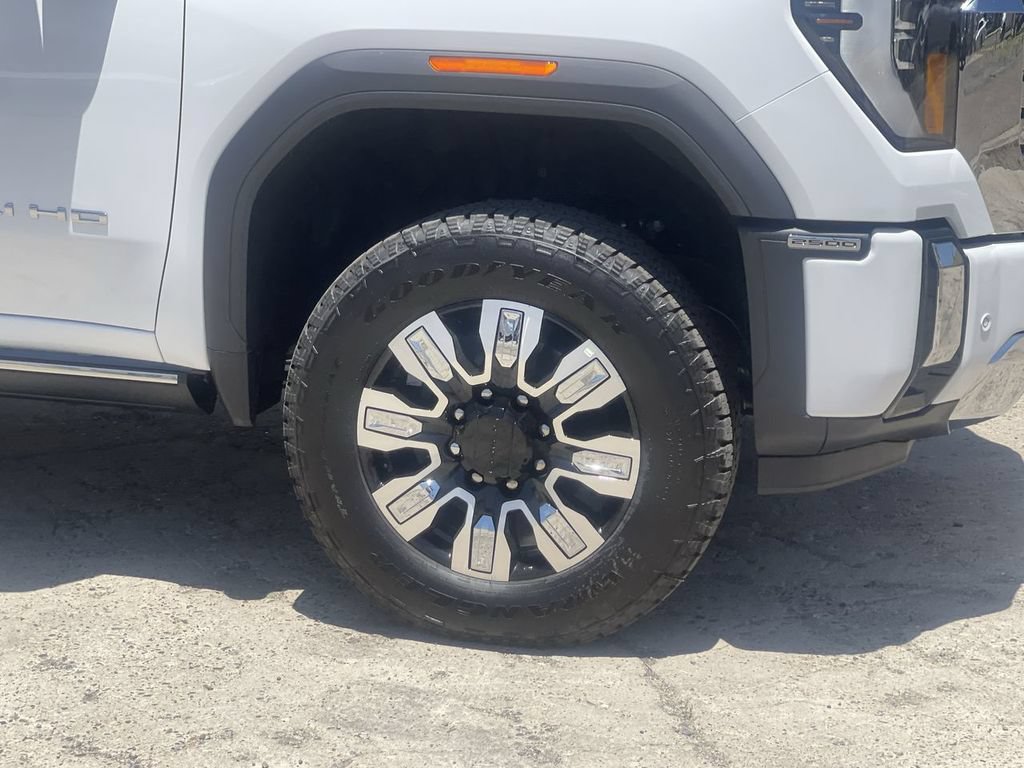 New 2026 GMC Sierra 2500 Denali w/ Denali Reserve Package AWD/4WD image 33