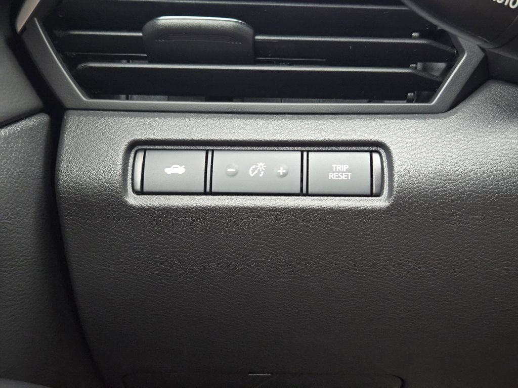 Used 2025 Nissan Altima 2.5 S FWD image 24