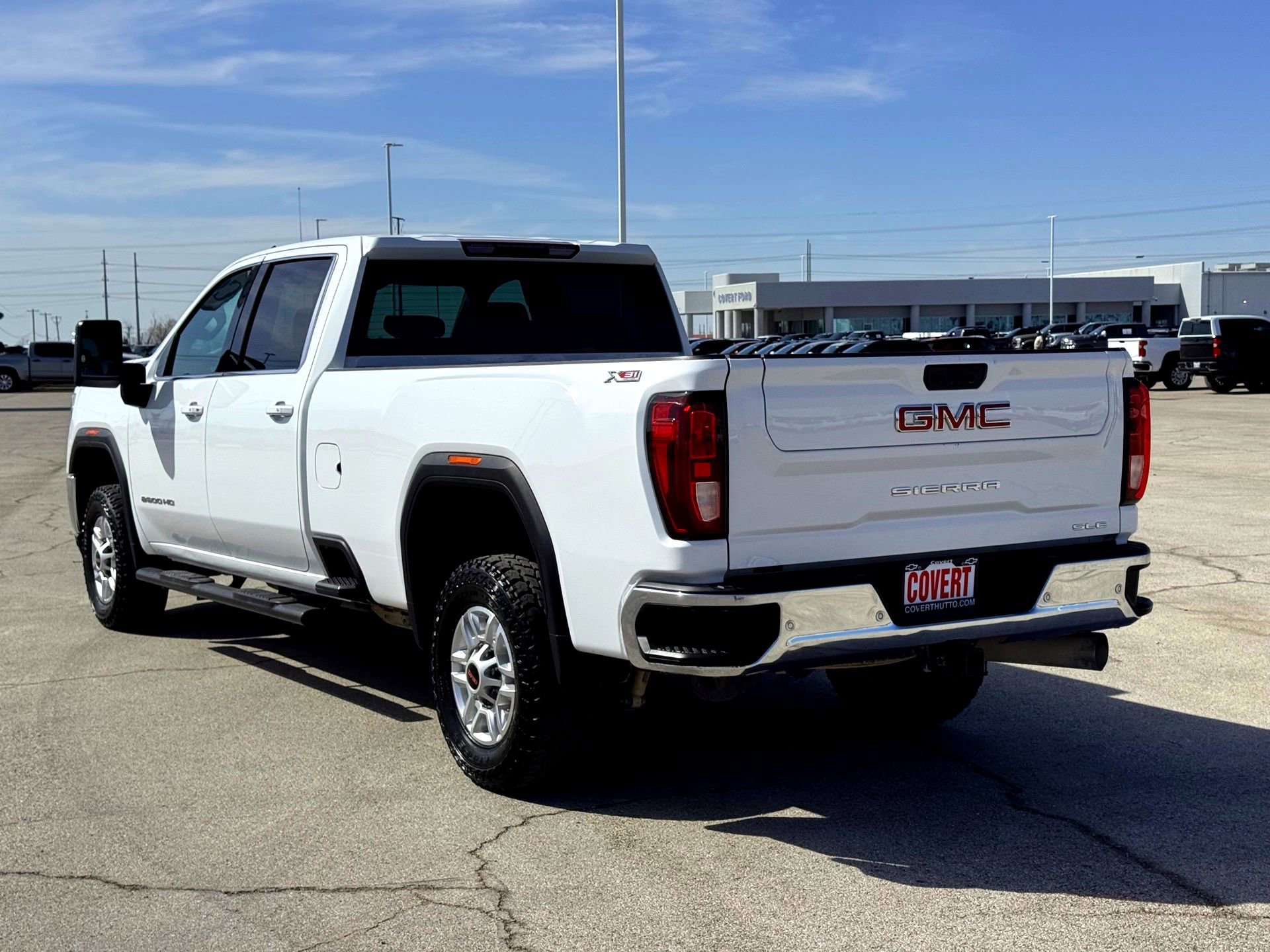 Used 2023 GMC Sierra 2500 SLE w/ SLE Convenience Package image 9