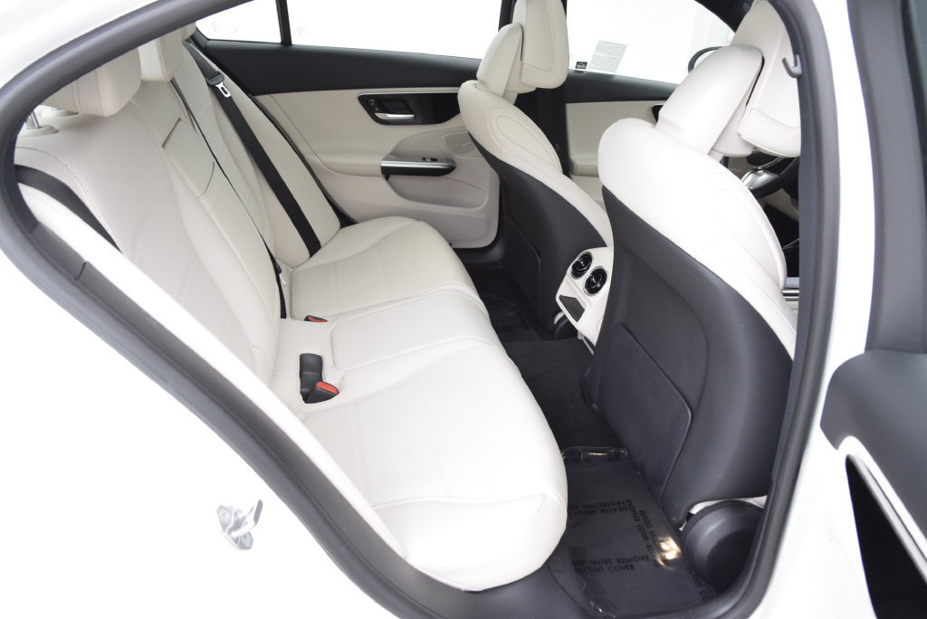 Used 2023 Mercedes-Benz C 300 Sedan image 19