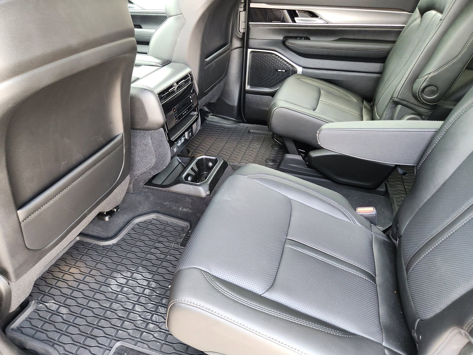 New 2025 Jeep Wagoneer Series II image 23