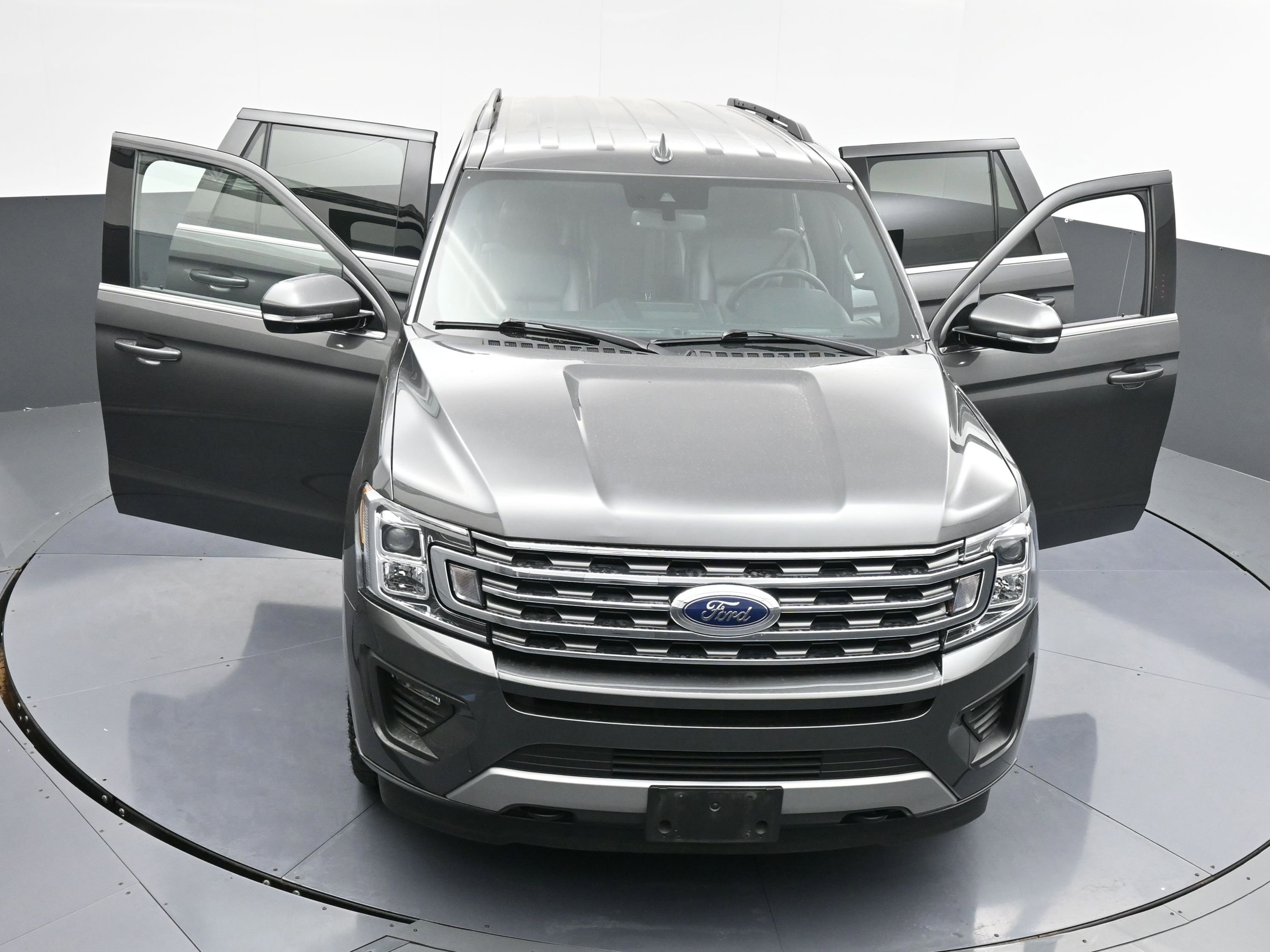 Used 2019 Ford Expedition XLT w/ Equipment Group 202A image 40