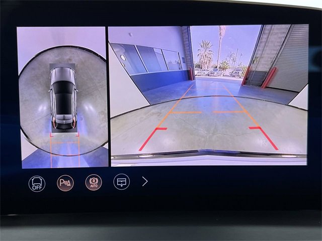 Used 2026 Cadillac Lyriq Sport image 15