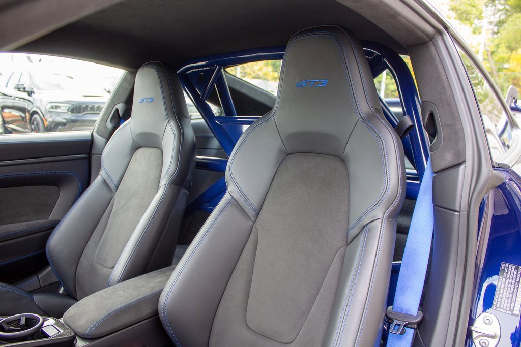 Used 2022 Porsche 911 GT3 image 12