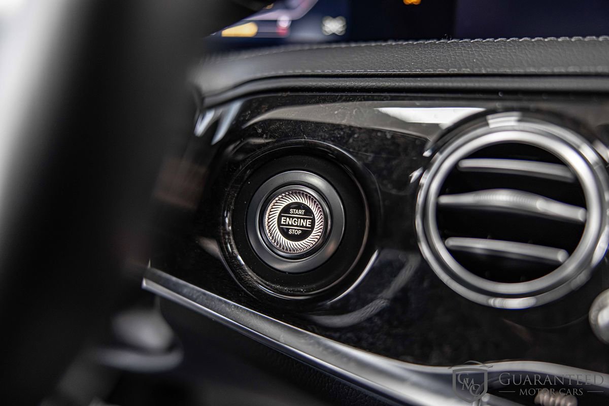 Used 2019 Mercedes-Benz S 560 Sedan image 28
