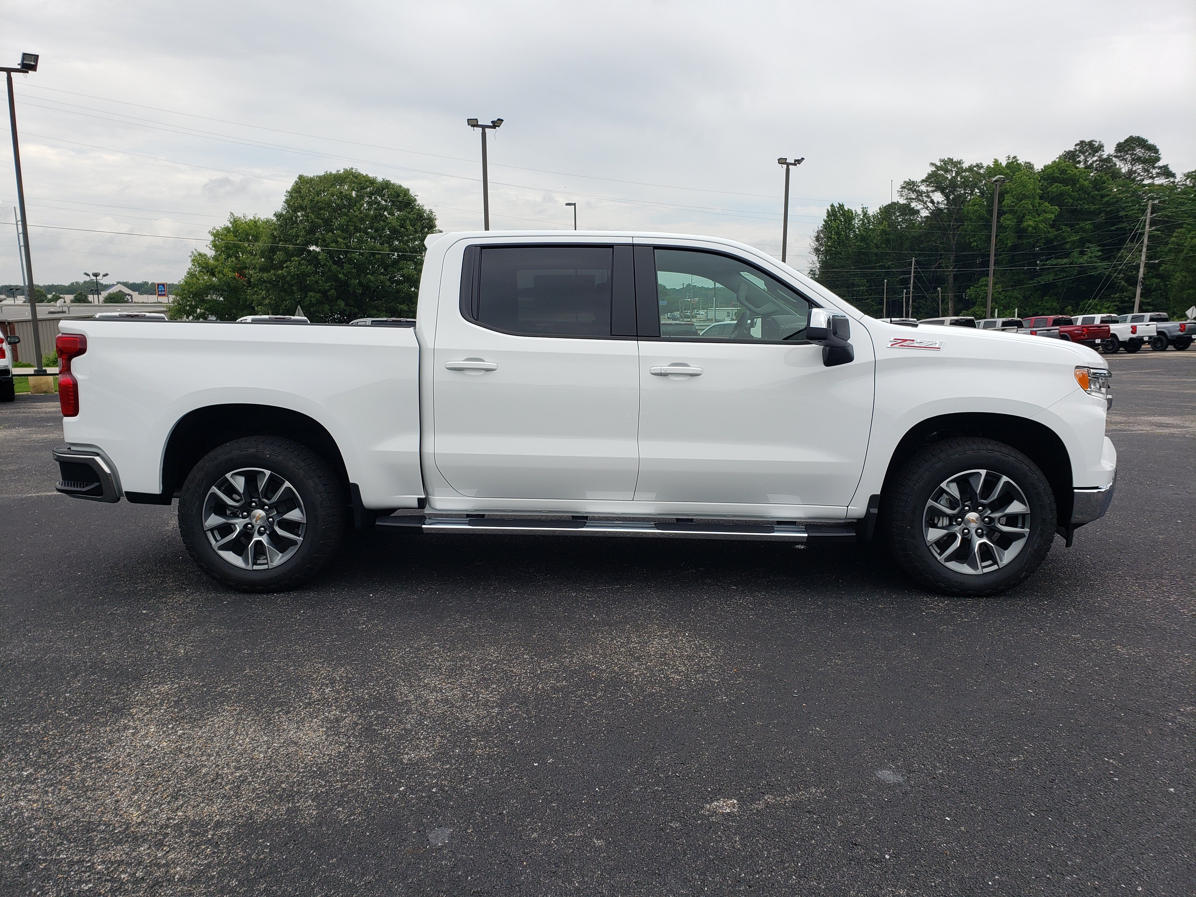 New 2026 Chevrolet Silverado 1500 LT AWD/4WD image 5