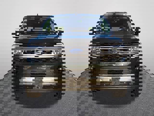 Certified 2023 Ford Expedition XLT image 5