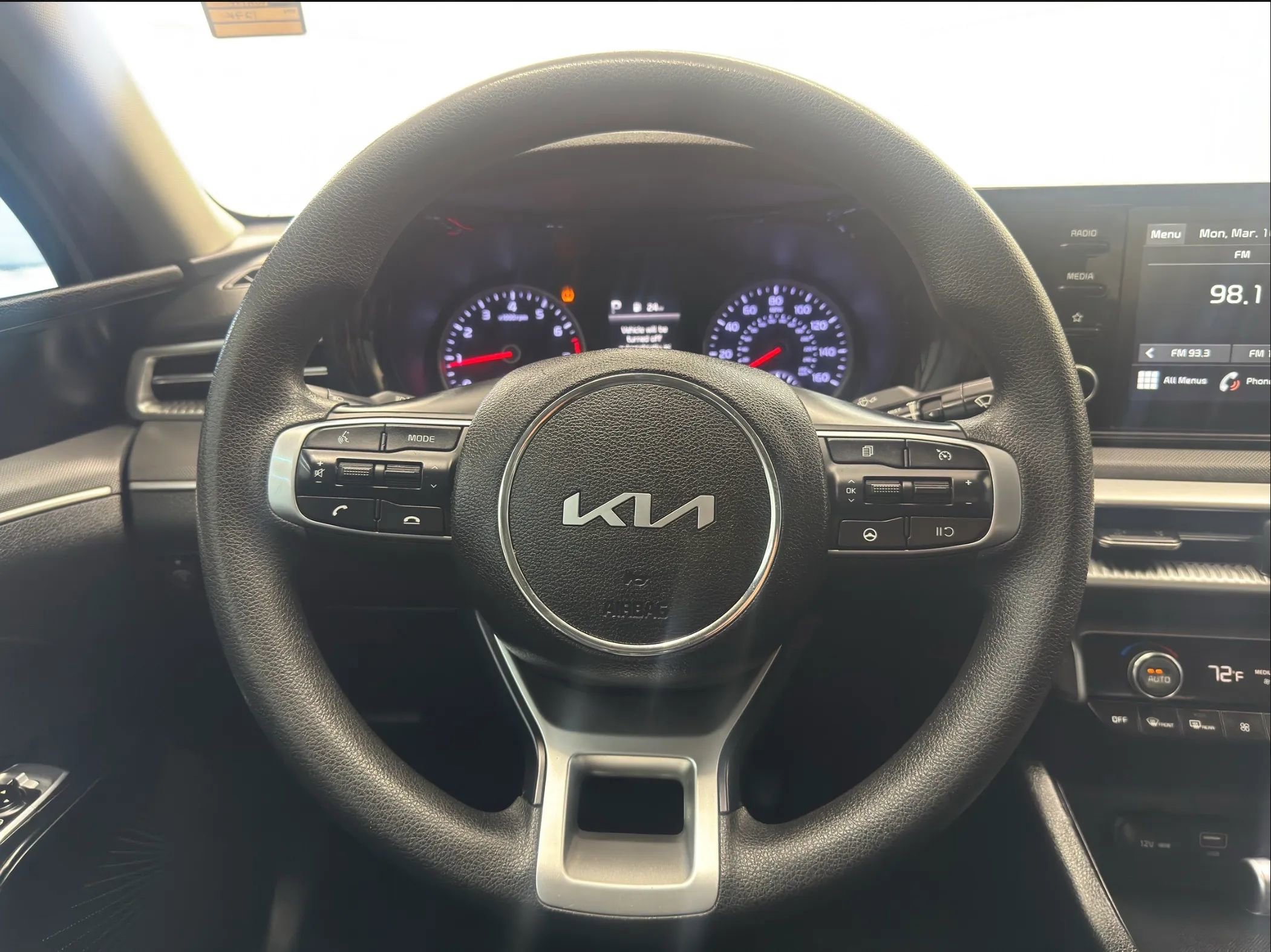 Used 2021 Kia K5 LXS image 19