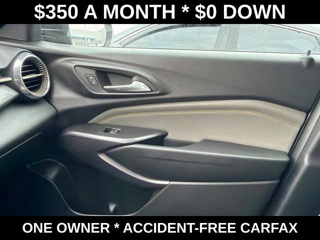 Used 2024 Chevrolet Trax ACTIV w/ Sunroof Package FWD image 24