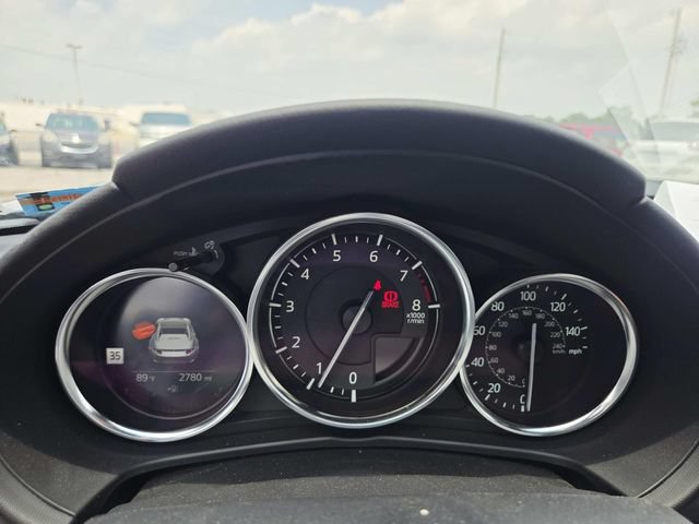 Used 2021 MAZDA MX-5 Miata RF Grand Touring RWD image 12