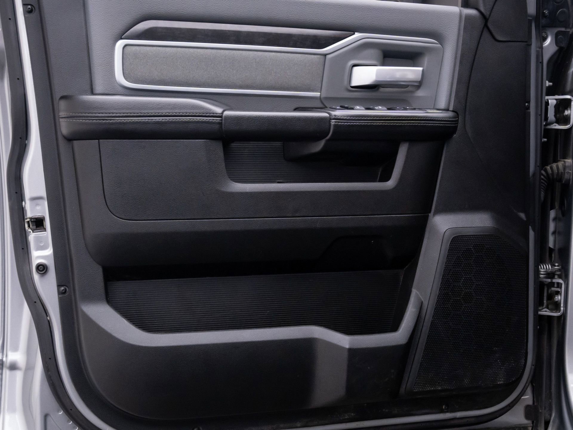 Used 2023 RAM 2500 Big Horn w/ Level 1 Equipment Group image 11