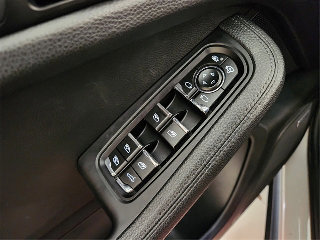 Used 2019 Porsche Macan image 21