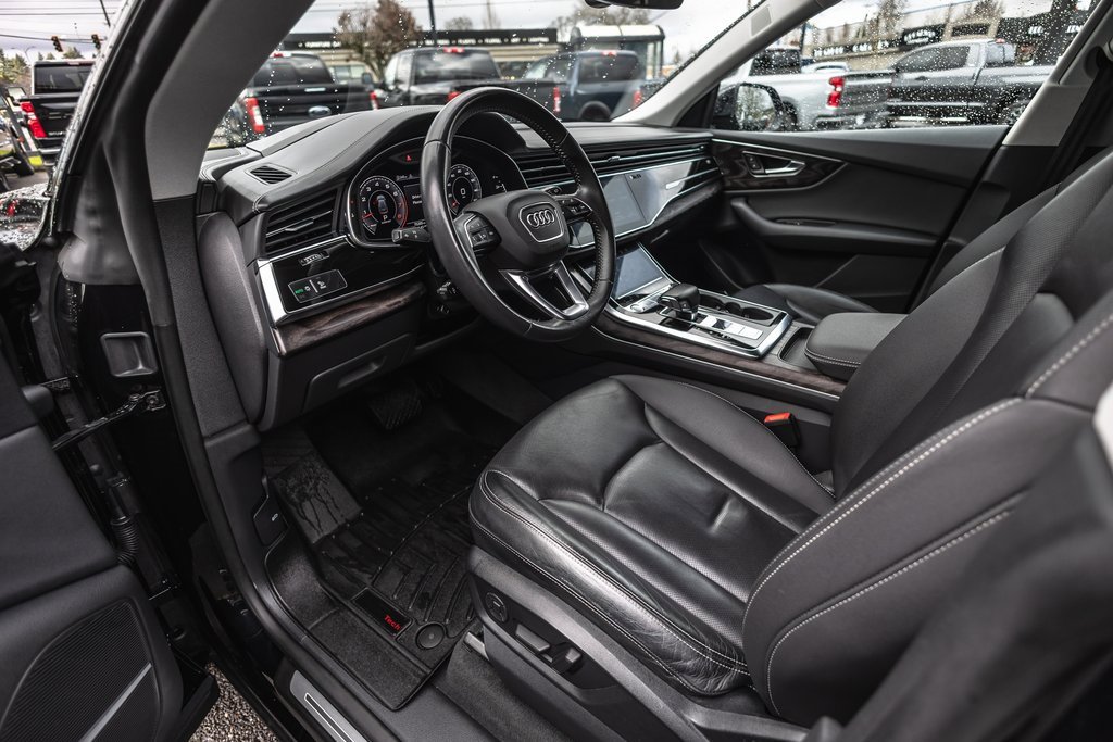 Used 2019 Audi Q8 Prestige w/ Adaptive Chassis Package image 19