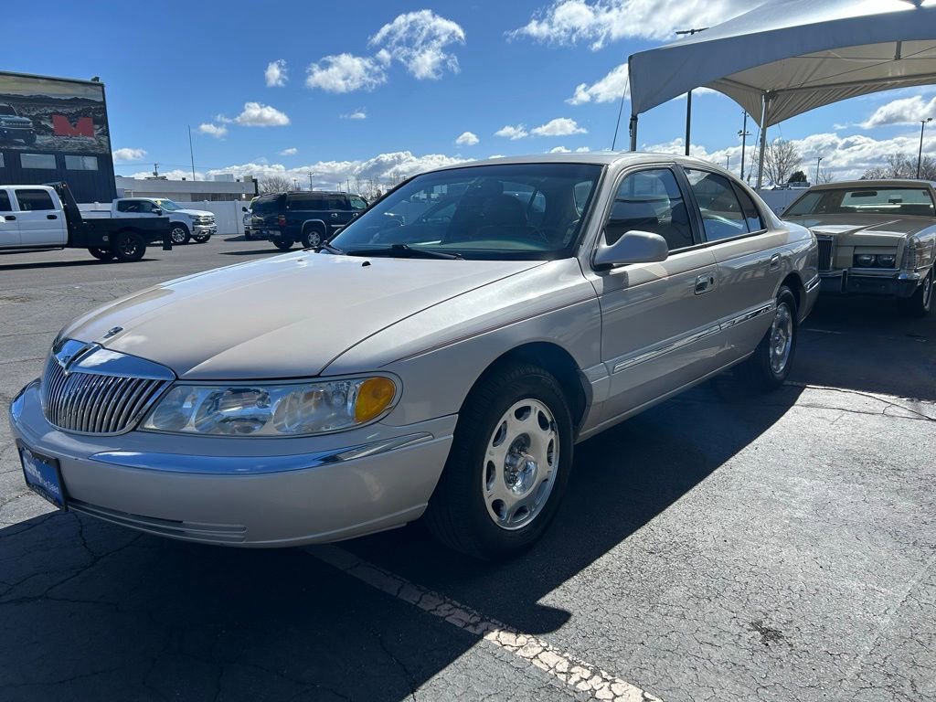 Used 1999 Lincoln Continental FWD image 3