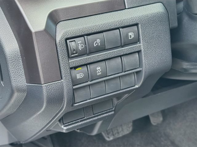 Used 2025 Toyota 4Runner SR5 AWD/4WD image 10