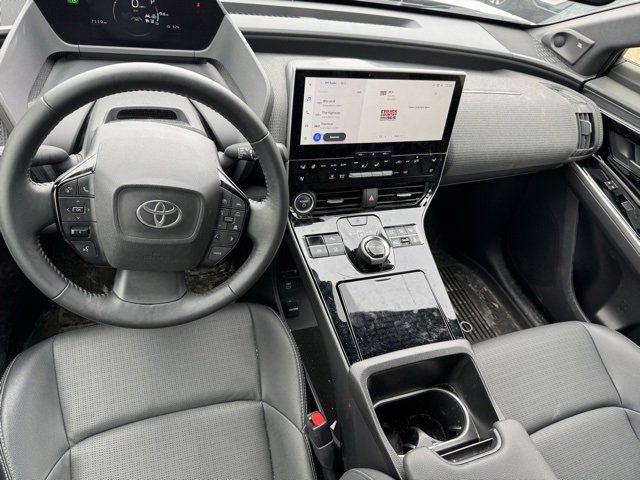 Used 2024 Toyota bZ4X Limited image 2