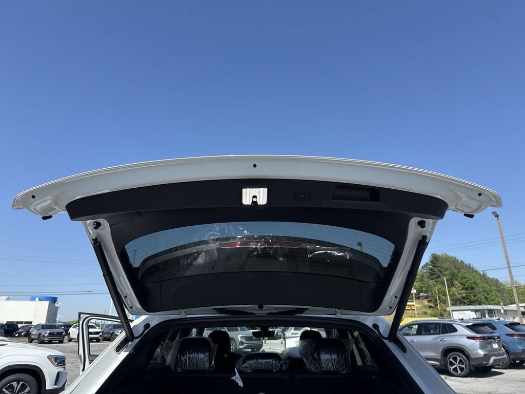 New 2026 Volkswagen Atlas Cross Sport SE AWD/4WD image 42
