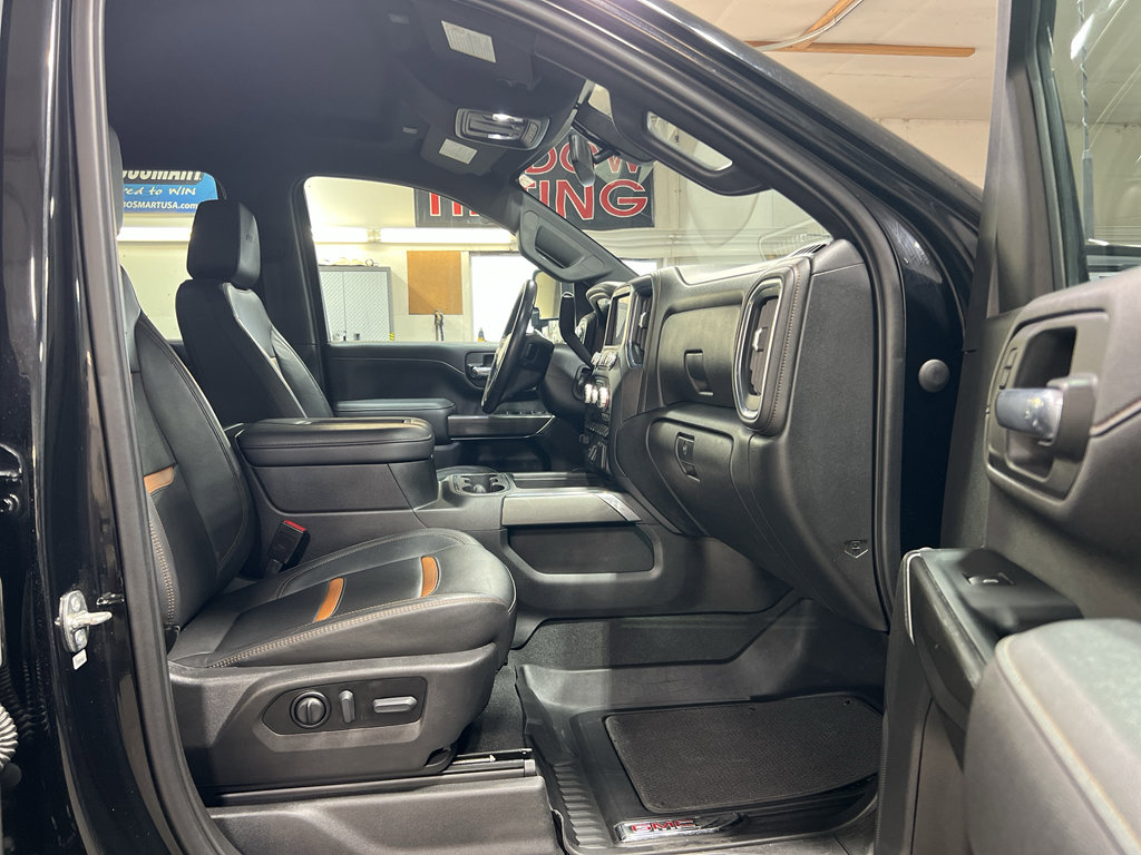 Used 2022 GMC Sierra 3500 AT4 AWD/4WD image 25