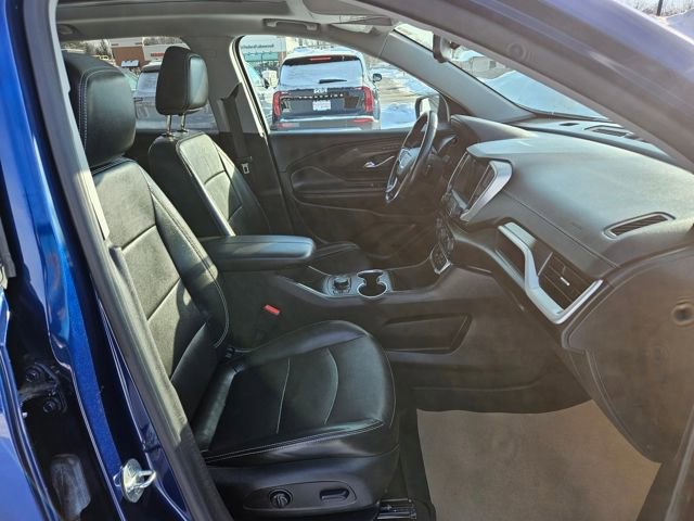 Used 2022 GMC Terrain SLT w/ LPO, Floor Liner Package image 9