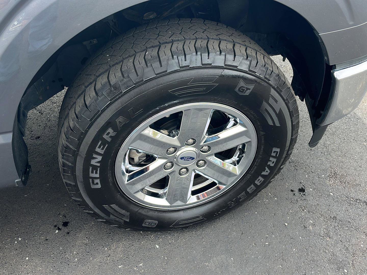 Used 2023 Ford F150 XLT w/ Trailer Tow Package image 32