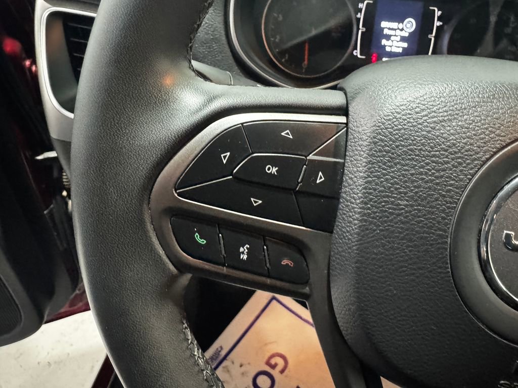 Used 2020 Jeep Cherokee Latitude Plus image 5
