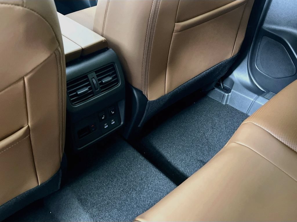 New 2026 Nissan Rogue Platinum AWD/4WD image 25
