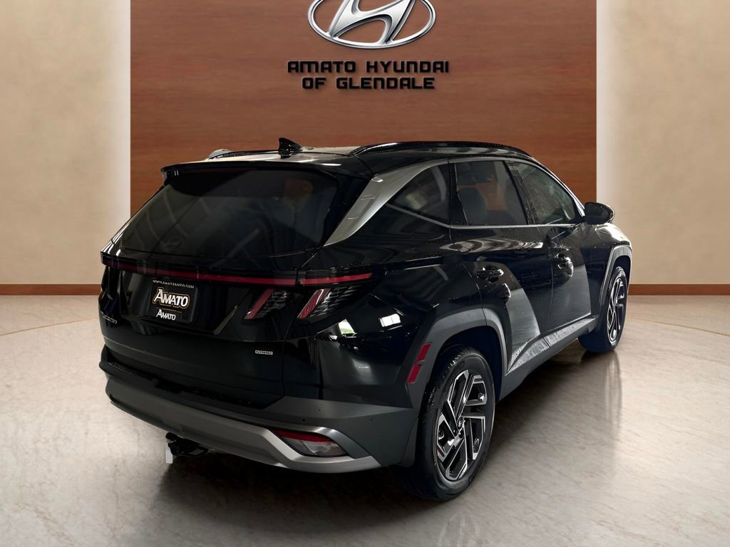 Certified 2025 Hyundai Tucson Limited AWD/4WD image 6