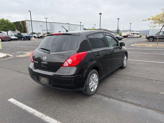 Used 2010 Nissan Versa 1.8 S w/ PWR Plus Pkg image 2