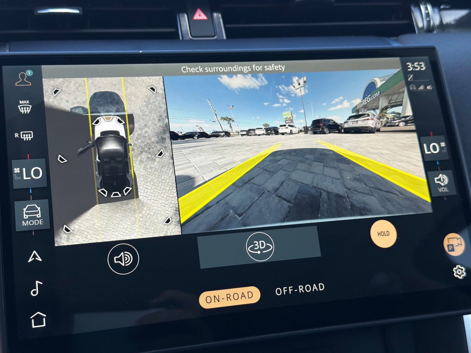 Used 2025 Land Rover Discovery Sport S image 43