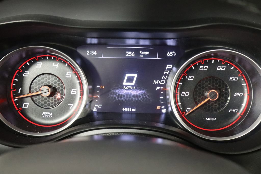 Used 2023 Dodge Charger SXT RWD image 11