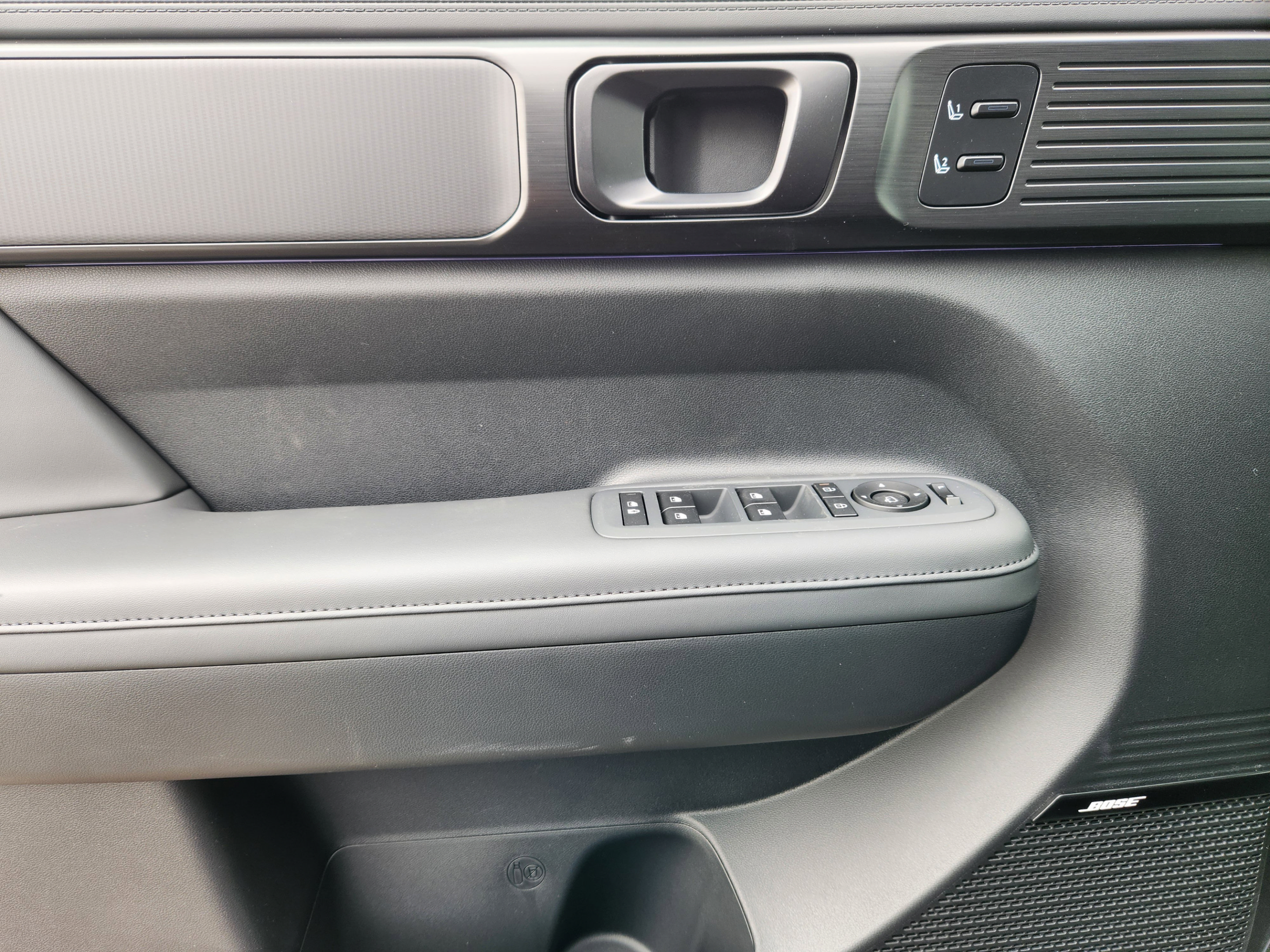 New 2026 Hyundai Santa Fe Calligraphy AWD/4WD image 18