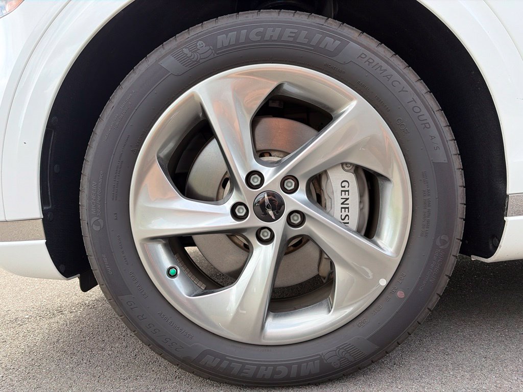 Certified 2026 Genesis GV70 2.5T Select AWD/4WD image 21