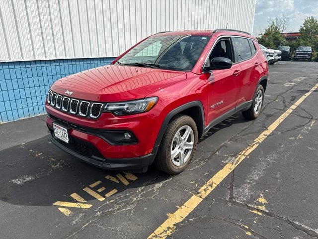 Used 2024 Jeep Compass Latitude