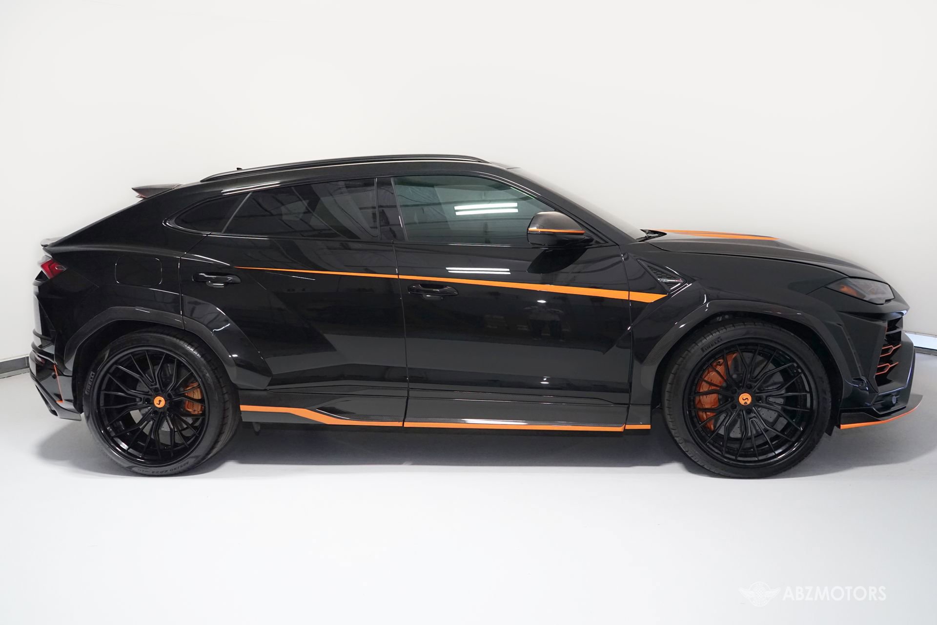 Used 2021 Lamborghini Urus image 4