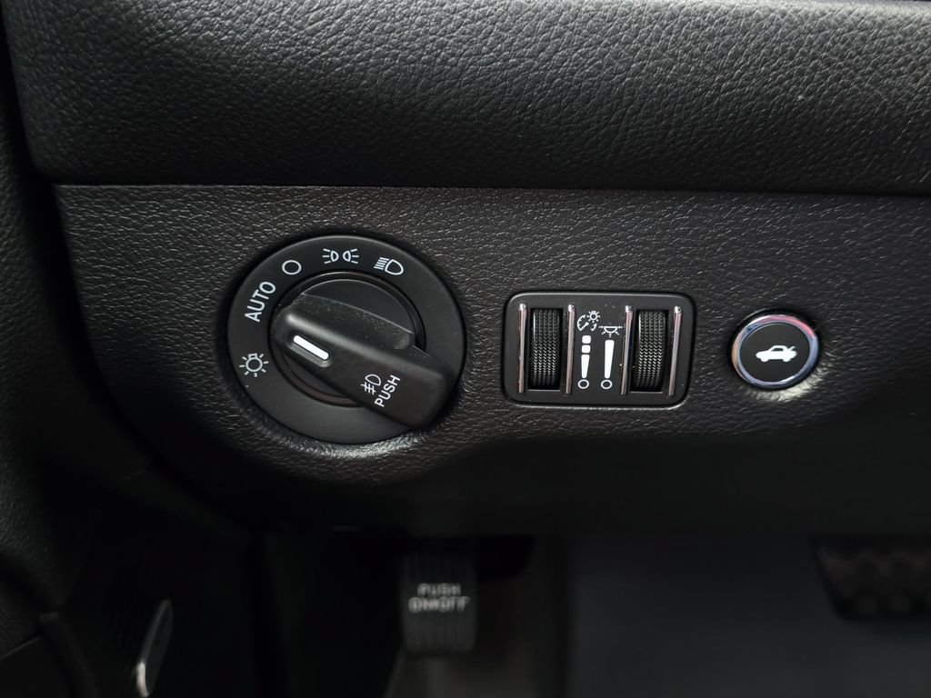 Used 2021 Dodge Challenger R/T Scat Pack RWD image 17
