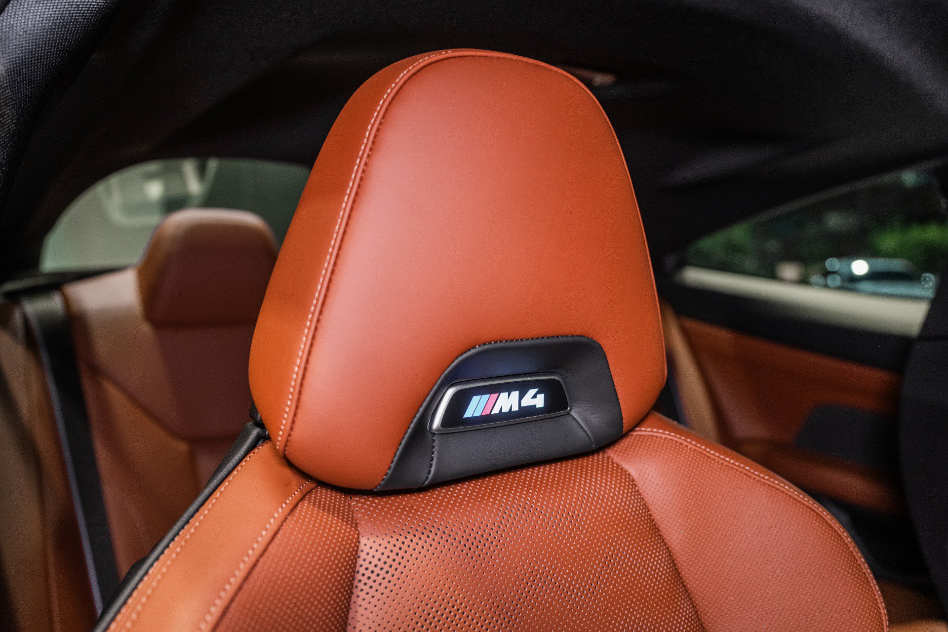 Used 2027 BMW M4 Coupe w/ M Driver's Package RWD image 44