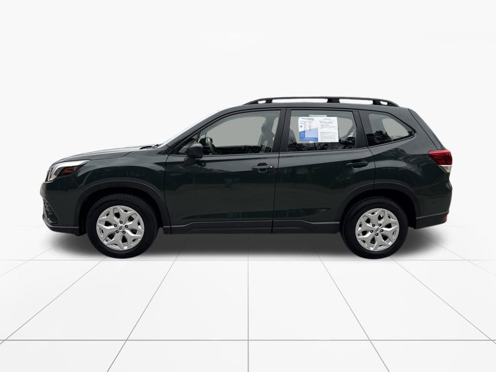 Used 2022 Subaru Forester Base image 5