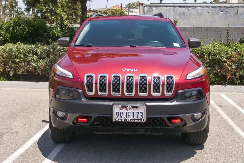 Used 2015 Jeep Cherokee Trailhawk w/ Comfort/Convenience Group AWD/4WD image 2