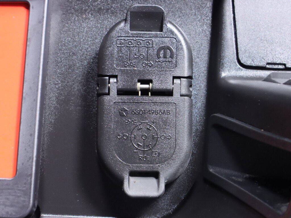 Used 2019 RAM 1500 Rebel image 39