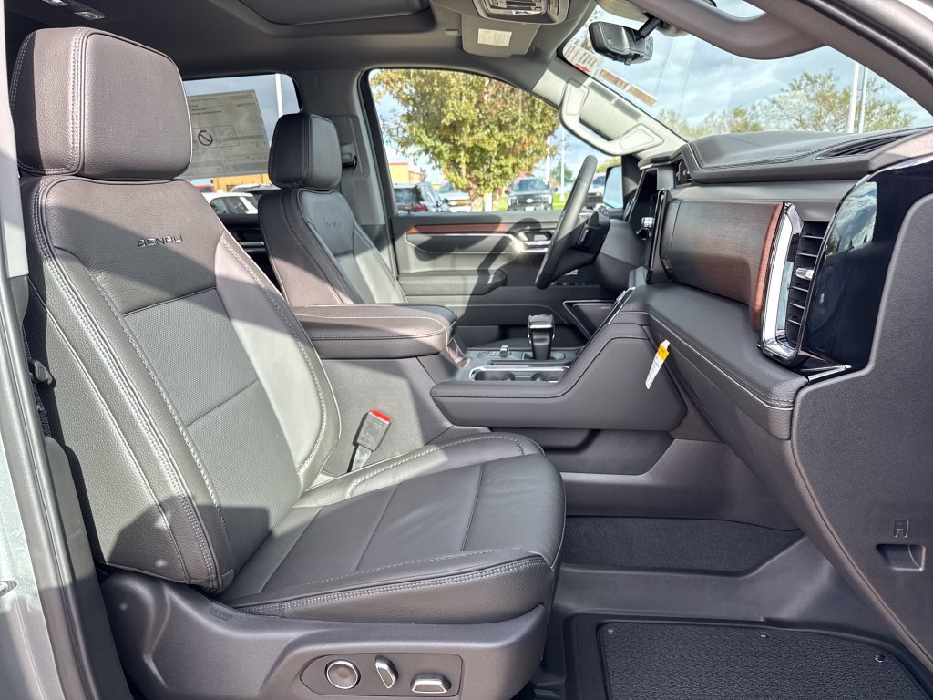 New 2026 GMC Sierra 1500 Denali w/ Denali Reserve Package AWD/4WD image 46