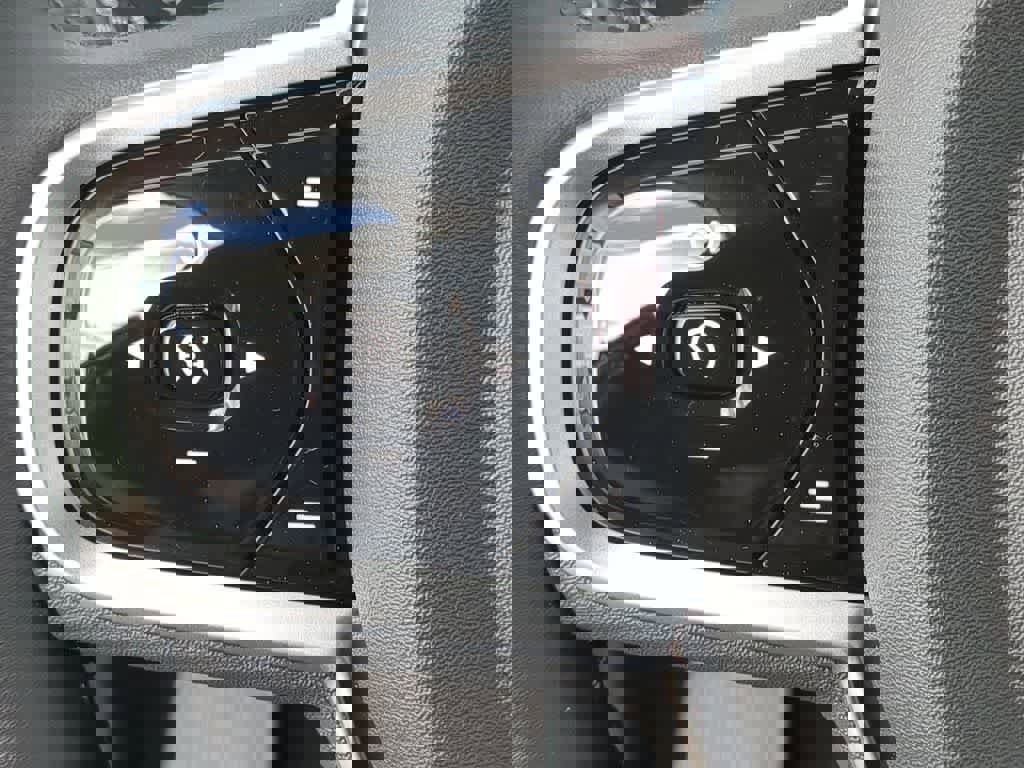 New 2026 Volvo XC60 B5 Plus w/ Protection Package Premier image 22