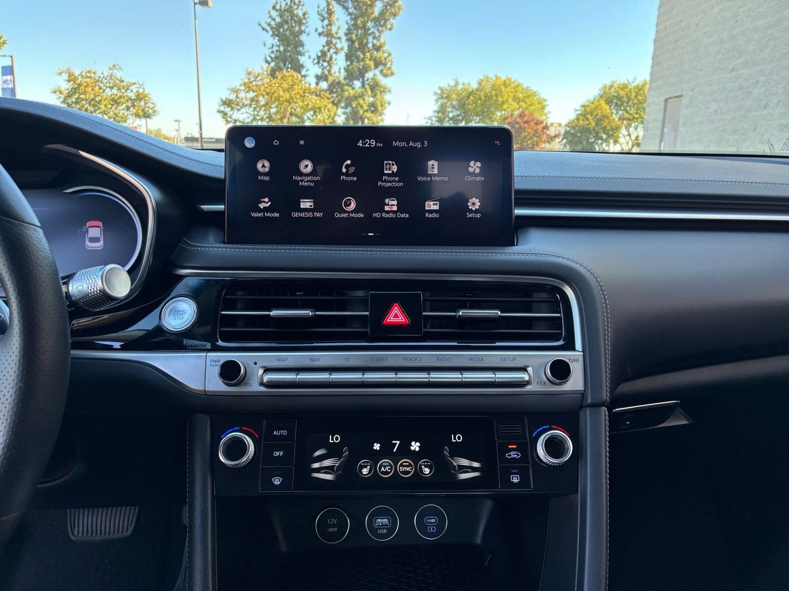 Used 2026 Genesis G70 2.5T RWD image 17
