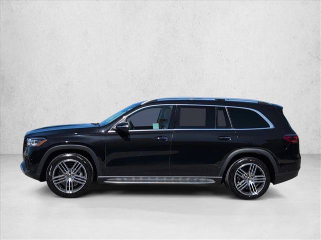 Used 2024 Mercedes-Benz GLS 450 4MATIC image 9