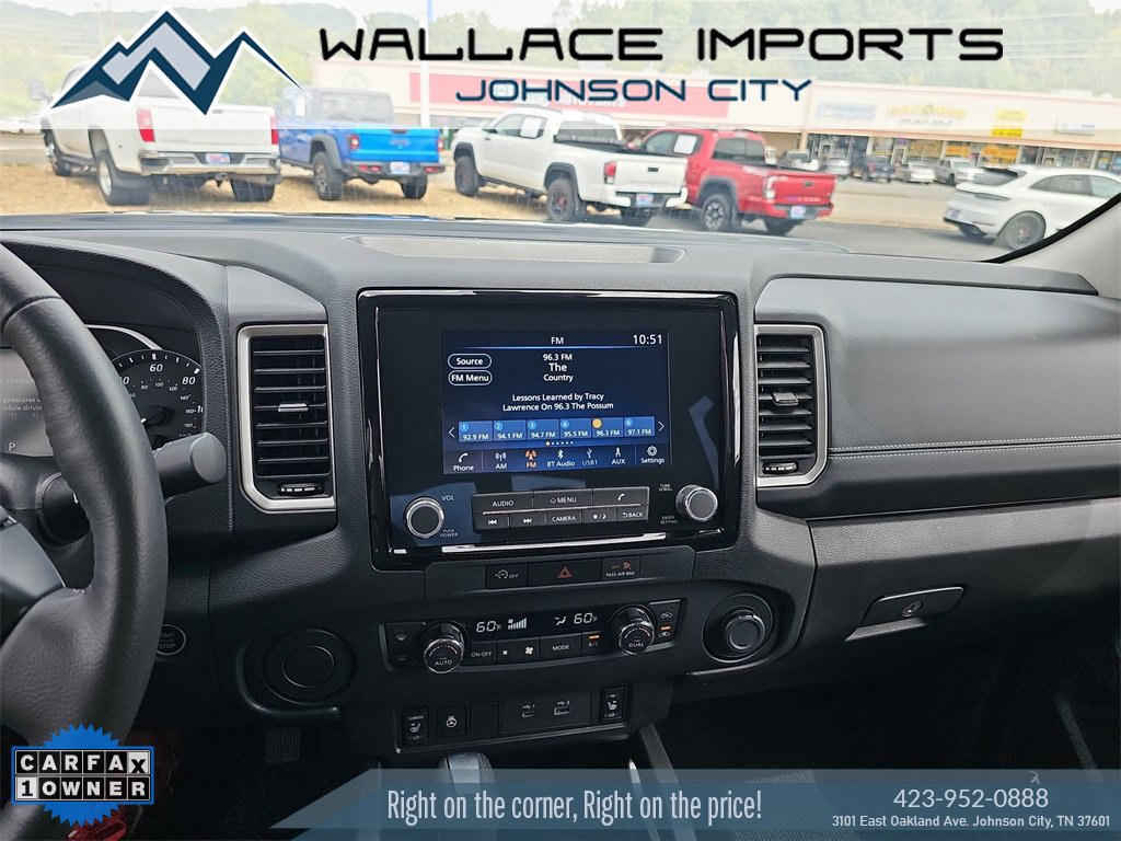 Used 2024 Nissan Frontier SL image 13
