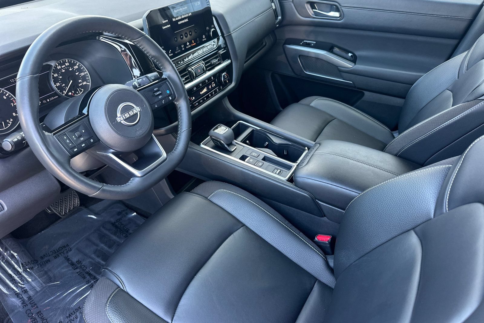 Certified 2025 Nissan Pathfinder SL FWD image 10