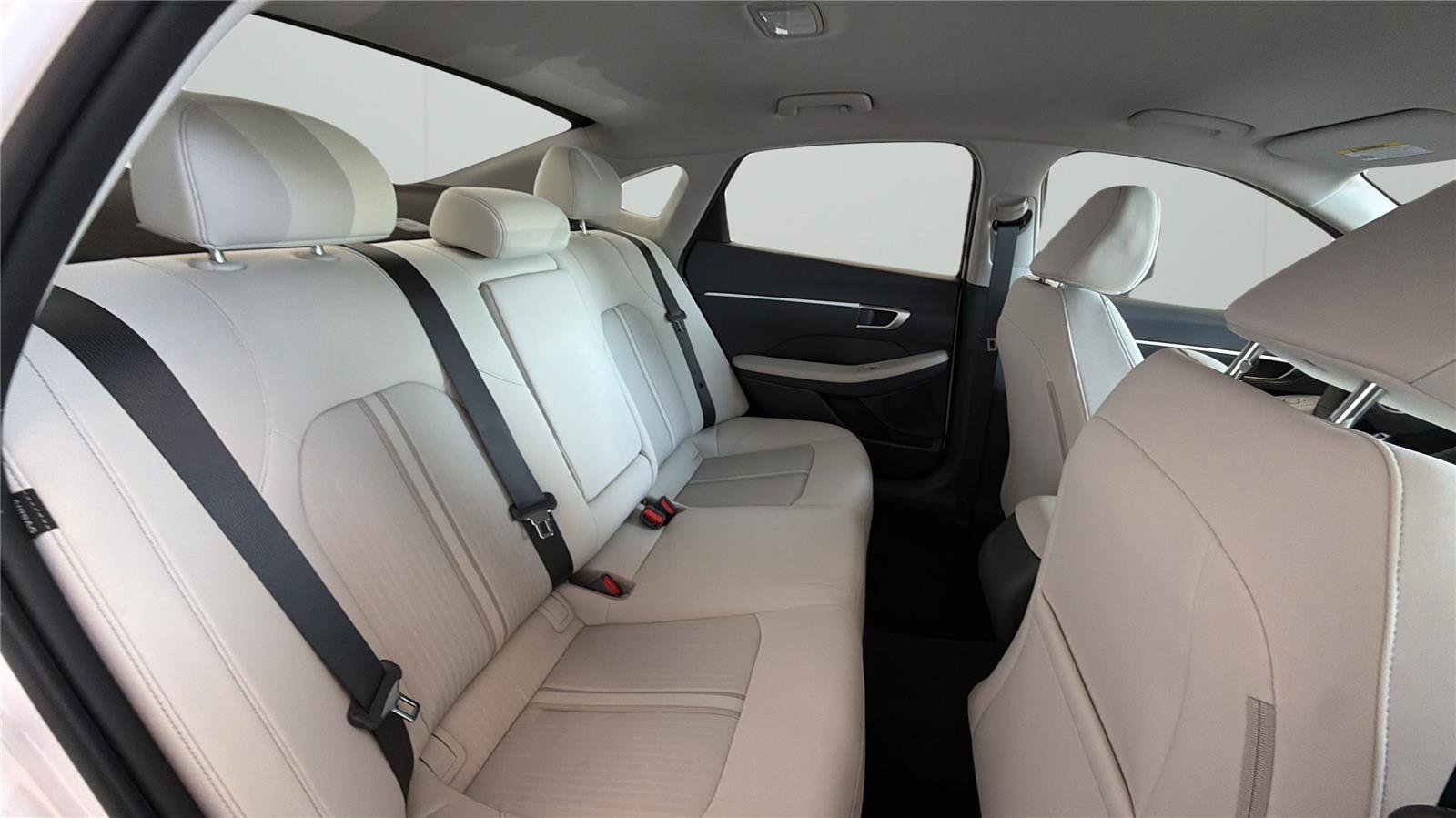 New 2026 Hyundai Sonata SEL FWD image 13