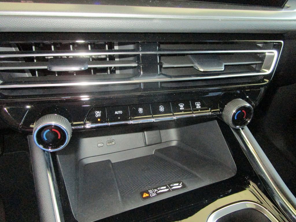 New 2026 Chevrolet Traverse LT w/ Driver Confidence Package image 37